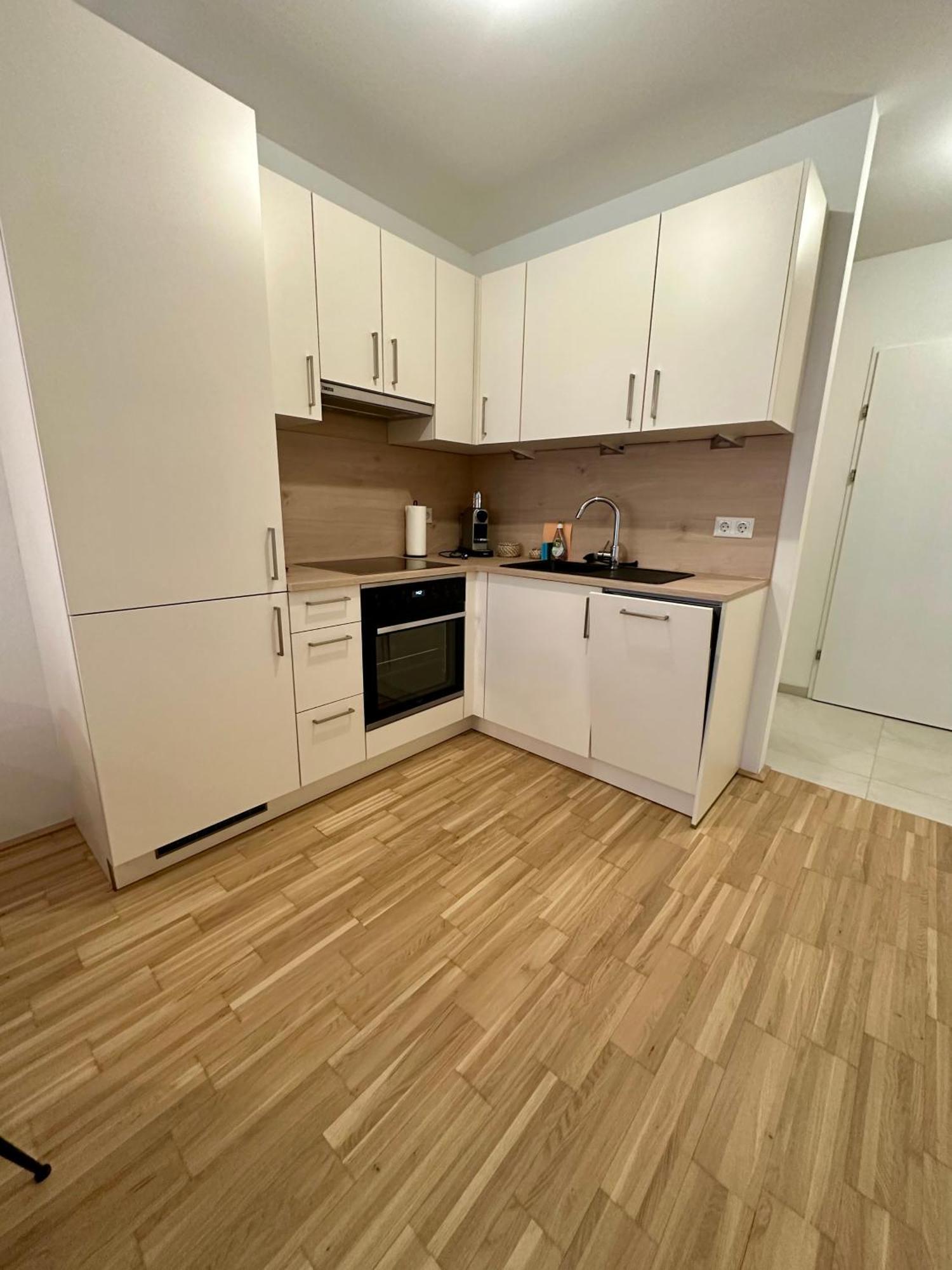 Coho City Apartments Mit Hauseigener Tiefgarage Vienne Extérieur photo
